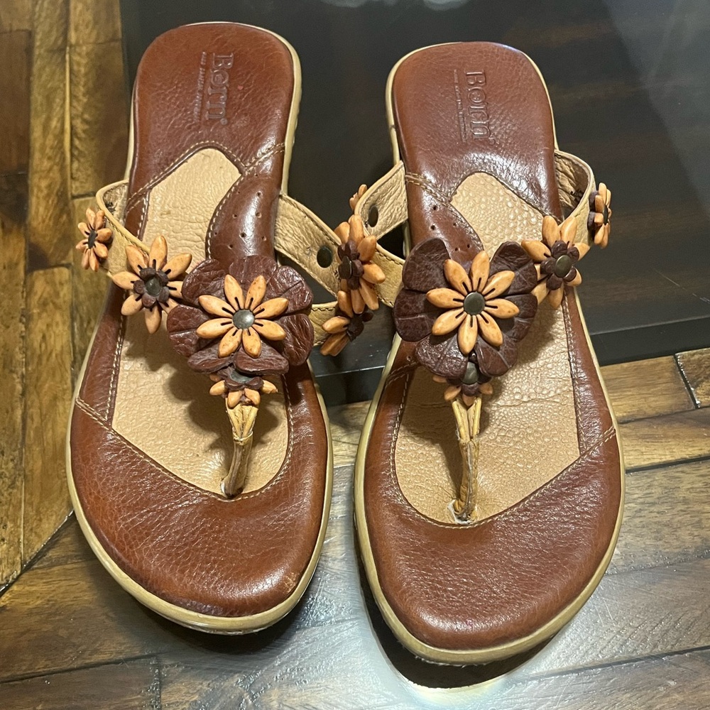 Born Floral Leather Sandals Size 7